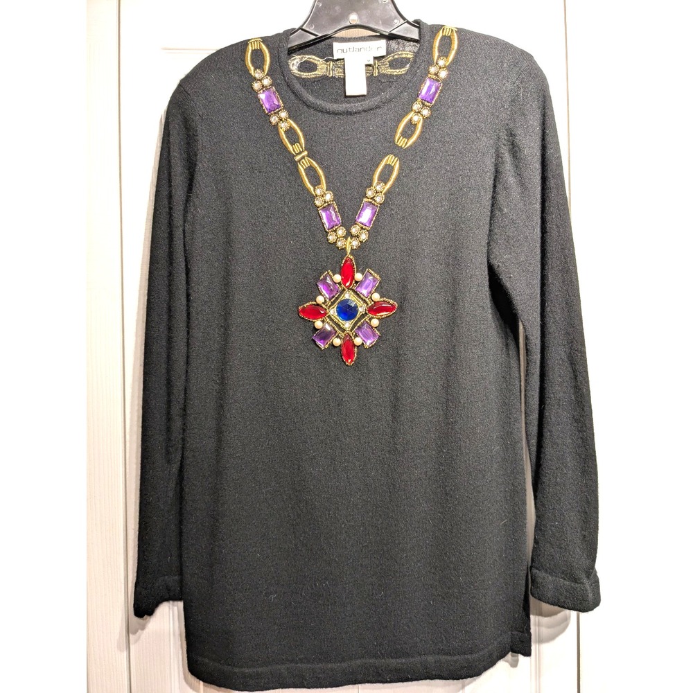 Vintage Outlander Sweater Womens Medium Black Angora Lambswool Jeweled‎ Necklace